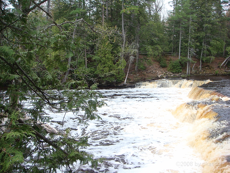 275 Memorial Day [2008 May 23].JPG - Scenes from Tahquanemon Falls in the Michigan Upper Peninsula.